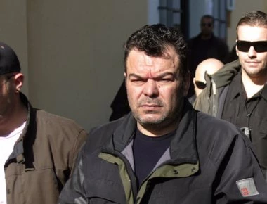 Τα λίγα λεπτά κενού ασφαλείας που εκμεταλλεύτηκαν οι δολοφόνοι του Β.Στεφανάκου